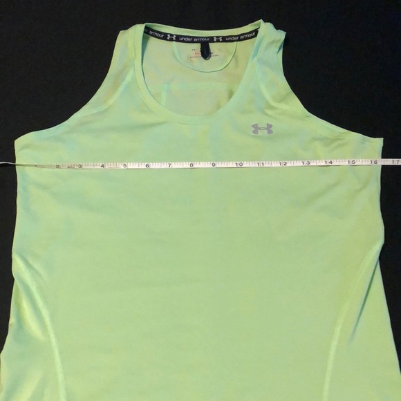 Under Armour Heatgear Workout Top - Picture 2 of 15
